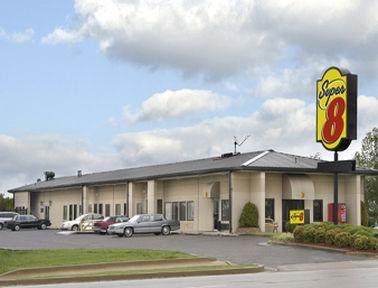 Super 8 By Wyndham-Tupelo Airport Motel Екстериор снимка